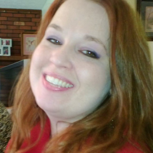 Meet your Posher, Pamela - Picture 1 of 1